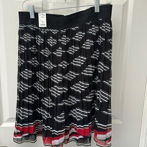NWT White House Black Market brand new fully lined above the knee black skirt